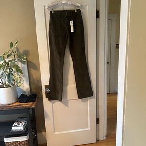Sanctuary Women's Burnt Olive Straight Jeans - NWT